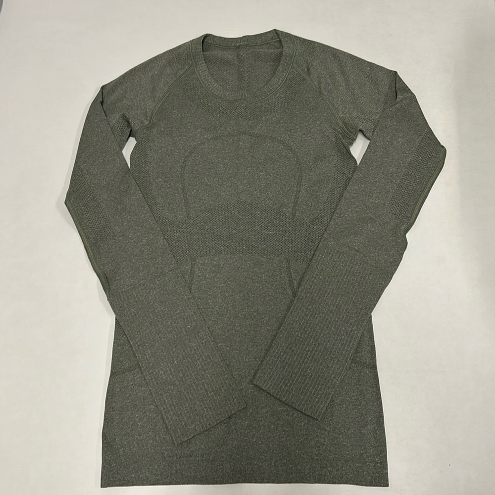 Lululemon Swiftly long sleeve *New